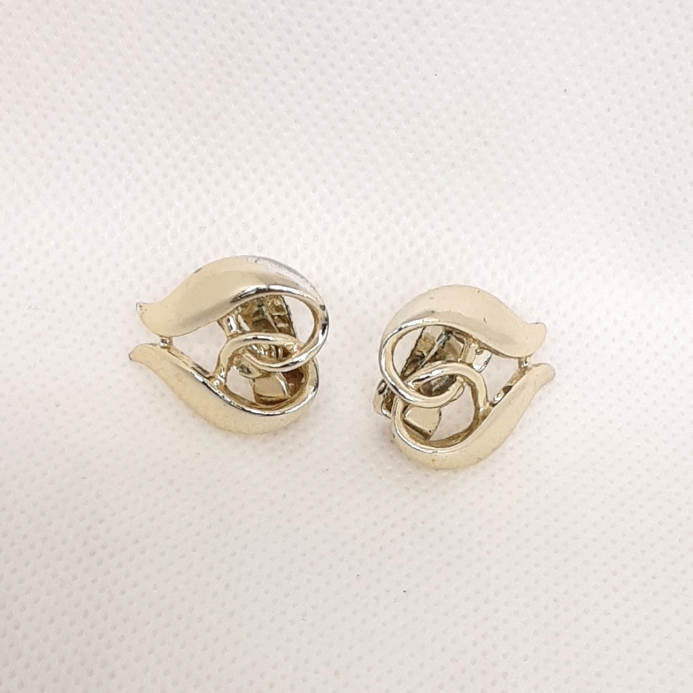 Vintage Coro Gold Tone Clip Back Earrings please read description Boho Fashion - Picture 7 of 7